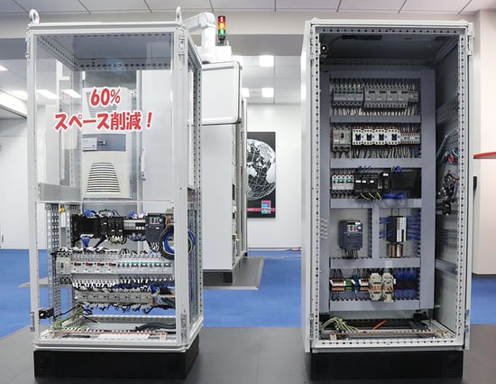 圧倒的な小型化を実現する制御盤の新提案~3D制御盤~